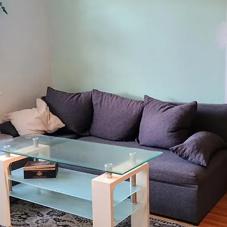 Flat Near Old Town Check-in 24h *